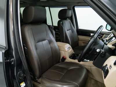 Land Rover Discovery 4