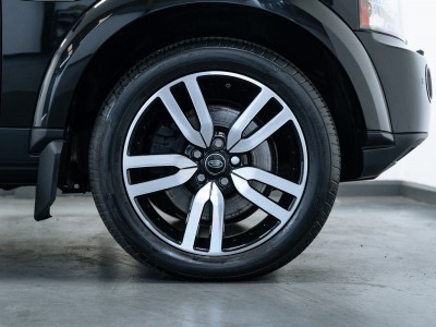 Land Rover Discovery 4