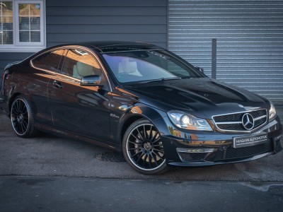 Mercedes Benz C63 Amg